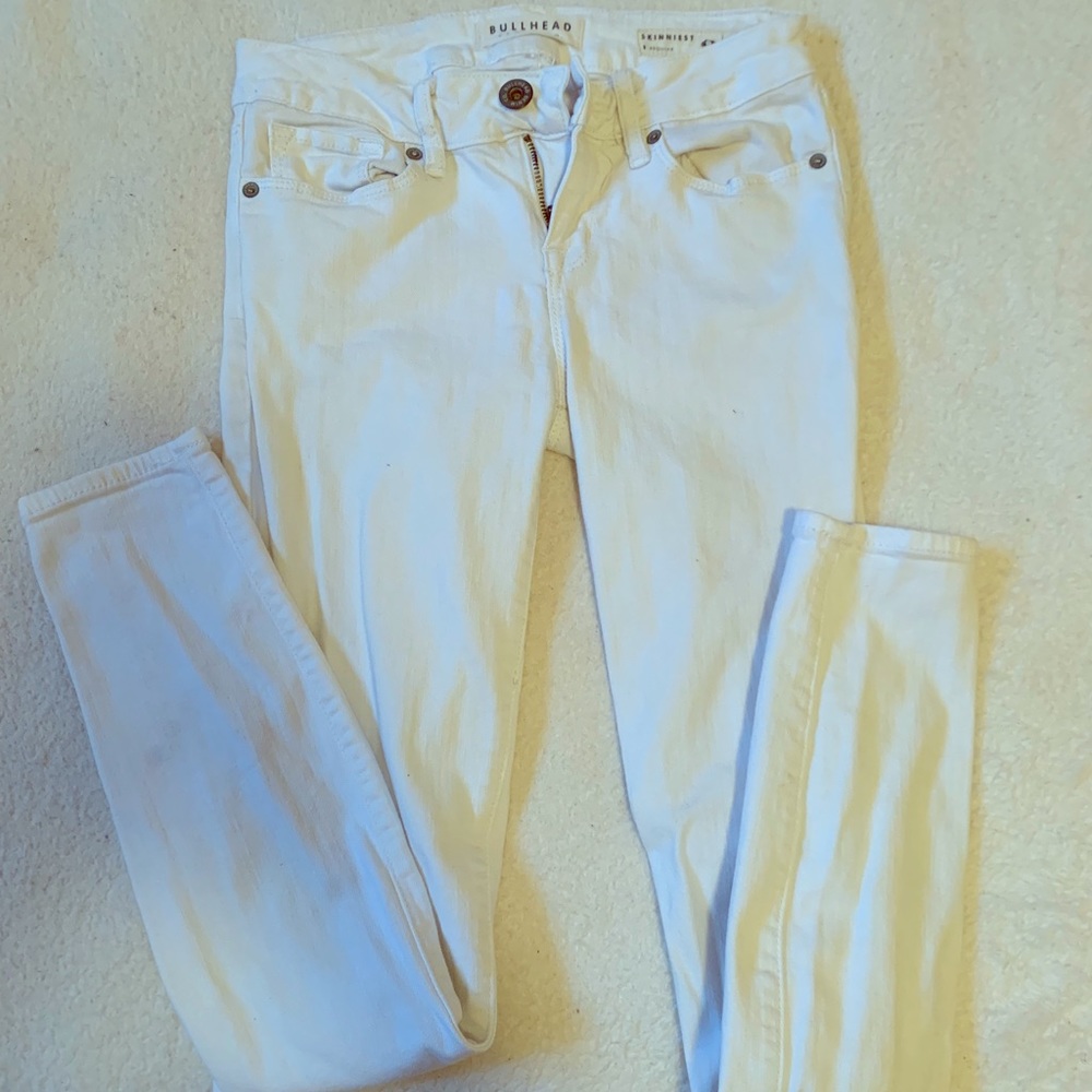 White bullhead jeans.